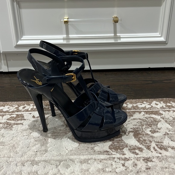 YSLnavy patent leather sandal heel - Picture 3 of 7